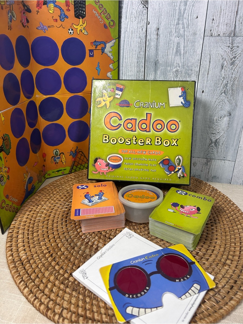 Vintage 2002 Cranium Cadoo Booster Box Complete 300 Cards +
Bonus Game Board